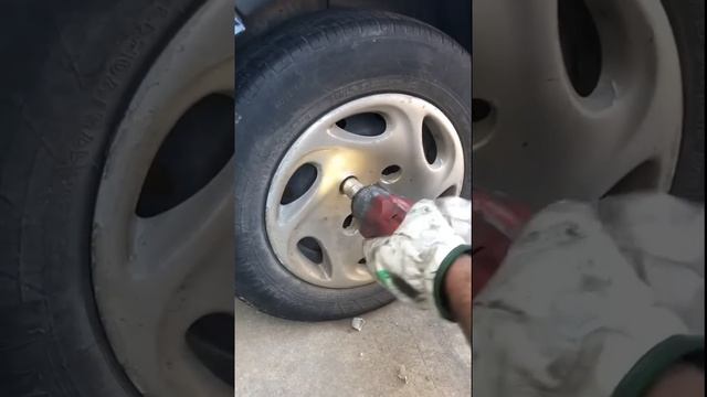 СКОРО НА ВСЕХ ШИНОМОНТАЖКАХ смотреть онлайн