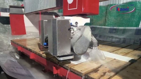 Раскрой керамогранита на станке STONECUT 5JVJkkUjmcqk