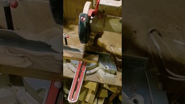 Сращивание досок в домашней мастерской смотреть онлайн