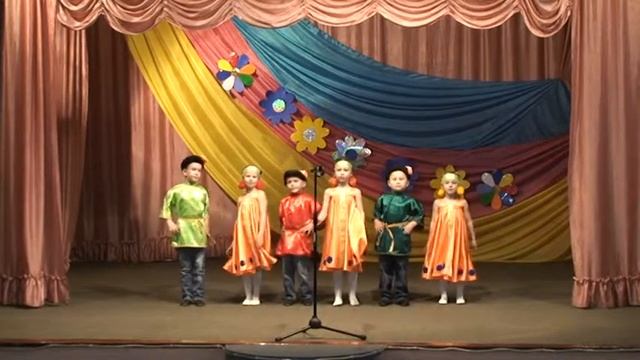 Д.с. № 96 Светлячок анс. "Потешки" песня "Башмачки"г.Прокопьевск смотреть онлайн
