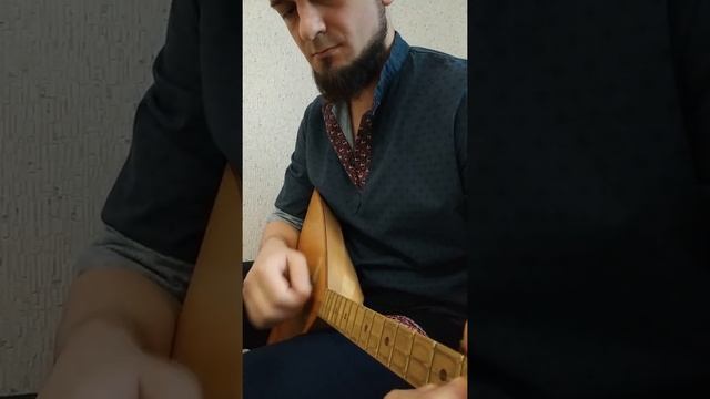 Балалайка. Наигрыш "Подгорная" смотреть онлайн