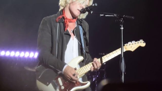 R5 - Dark Side - Huntington, NY - 9/5/15 смотреть онлайн