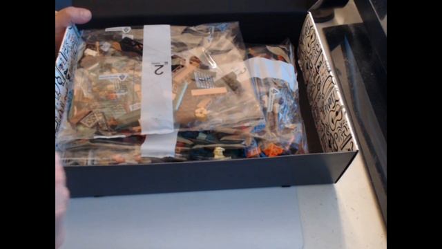 Friends - Lego Ideas Central Perk Unboxing смотреть онлайн