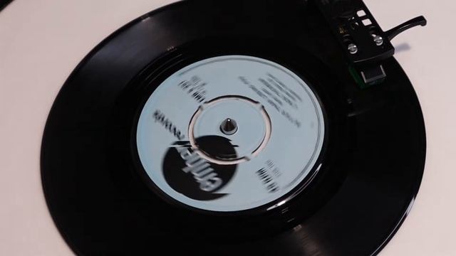 Linda Thorson - Better Than Losing You смотреть онлайн