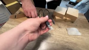 Первая распаковка палеты в Германии / Распаковка потерянных посылок в Германии