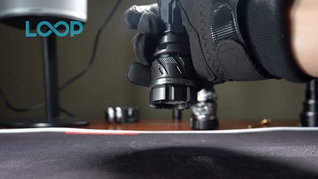 Loop Universe Skywalker Sk01s Focus Adjustable Lep Flashlight смотреть онлайн