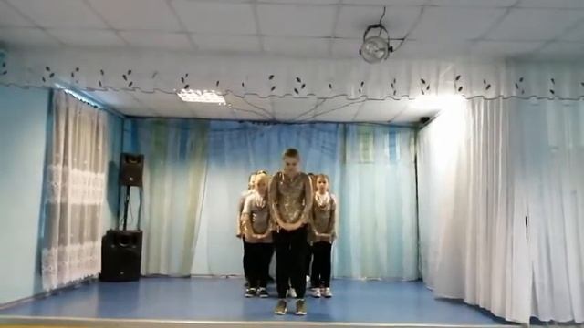 танец ТАНЦЕВАЛЬНЫЙ МИКС смотреть онлайн