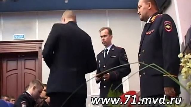 Вручение удостоверений молодым тульским полицейским смотреть онлайн