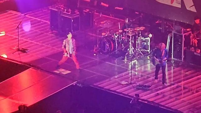 ONE OK ROCK - Deeper Deeper - live @ Québec, Canada - March 12 2023 смотреть онлайн