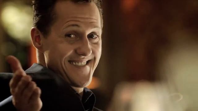 Нико Росберг и Михаэль Шумахер в ресторане смотреть онлайн