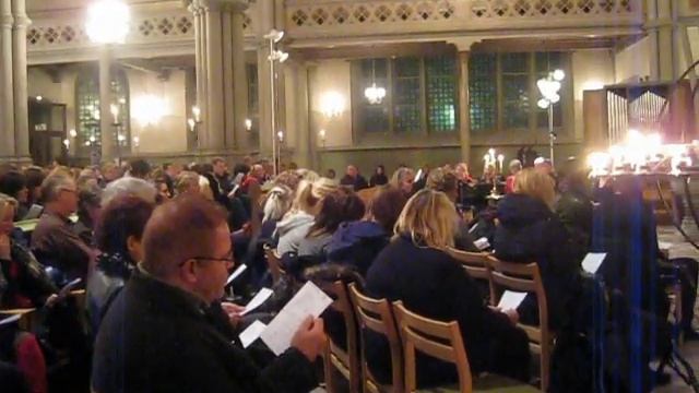 Julafton 2009 Oscar Fredriks kyrka. Göteborg смотреть онлайн