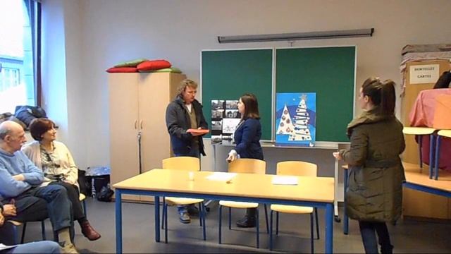 Бельгия.Рождественский утренник на курсах.