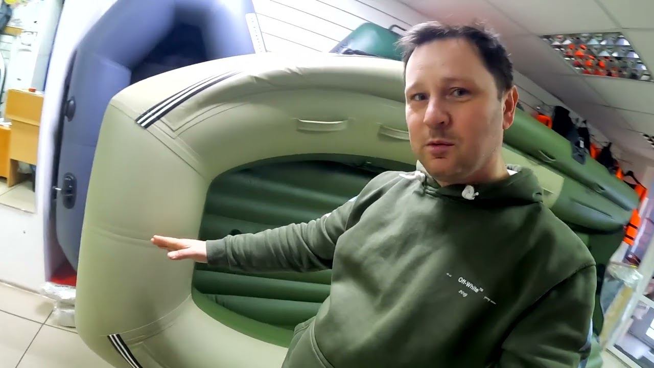 Reef Triton 400 S-Max с интегрированным фальшбортом смотреть онлайн