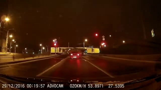 Слабоосвещенный ночной Минск 29-12-2016 (timelapse 3x) смотреть онлайн