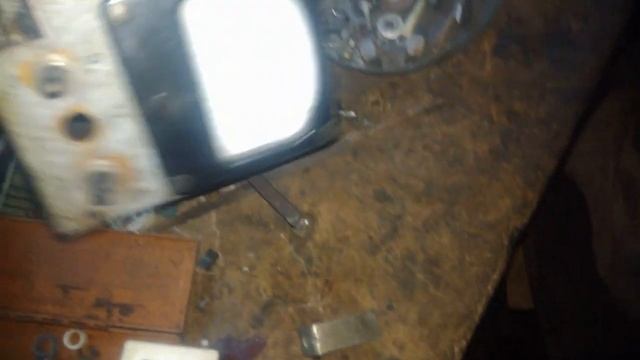 Сталк за радиодеталями в цехе с неизвестным оборудованием