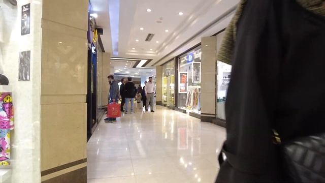 IRAN 2024 🇮🇷 - TEHRAN Rich Girls And Boys NightLife - Shopping Center In North Of Tehran