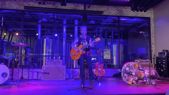 Brian Setzer and the Flying Vee’s: Georgia On My Mind- Iron Exchange (Maple Plain, MN) Oct 1, 2022 смотреть онлайн