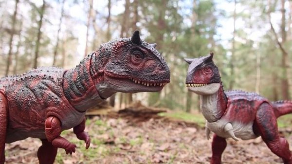 Hammond Collection Carnotaurus Jurassic World Fallen Kingdom Mattel