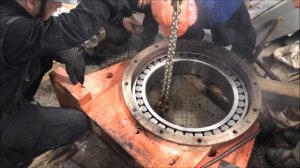 Монтаж подшипника в корпус и на вал с нагревом