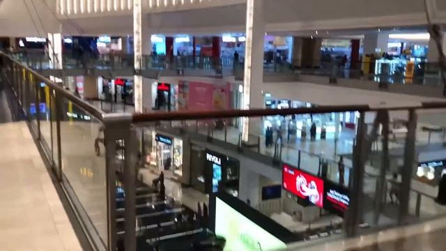 The Abu Dhabi Mall where we Watched Movie at Vox Cinema смотреть онлайн