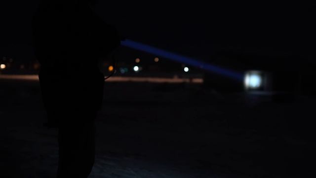 Worlds Most POWERFUL Laser Flashlight (4,000,000 INTENSITY!) смотреть онлайн