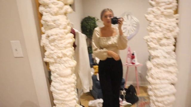 College Day in my Life: friday night out, football game, last week of classes, etc. смотреть онлайн