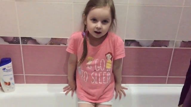 Что у Алёны в ванной смотреть онлайн