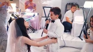 Дети спели на свадьбу сестры до слёз троготильный клип 😥