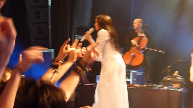 Tarja Turunen - "Until my last breath" @ 'de Effenaar' in Eindhoven смотреть онлайн