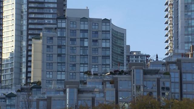 Average GTA rent up more than $400 since last year смотреть онлайн