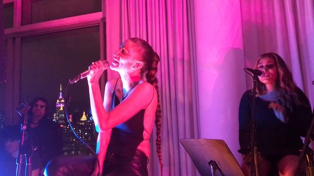Niia | Live | The Standard East Village NYC | January 27, 2020 смотреть онлайн
