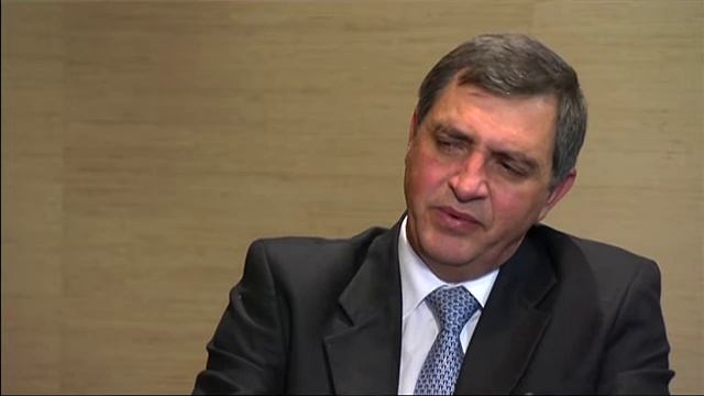 Sakegesprek met Theo Vorster._Dr. Johan van Zyl- Toyota SA. Ep.6-2.mp4 смотреть онлайн