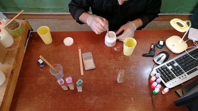 Первый опыт работы с эпоксидной смолой смотреть онлайн