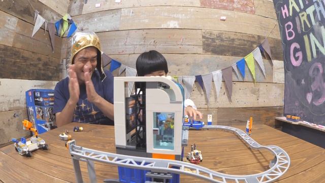 スペースギンタが地球を救う！レゴシティー60228 超巨大ロケットと指令本部で遊んだよ♪ смотреть онлайн