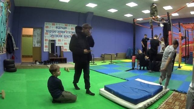 НаРодная ГимнАсТиКа 556-2 в Клубе Воздушно-Силовой Атлетики. СКК "Вместе" смотреть онлайн