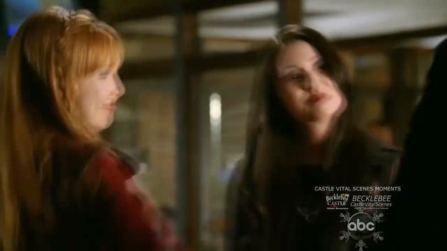 Castle 3x10 Moment: You've got a tattoo? Where? (Last Call) смотреть онлайн