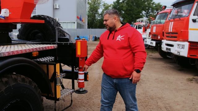 Автогидроподъемник RED MACHINE 18Э на базе SADKO Next