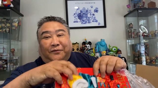 I Went A Little Crazy | Unboxing A MASSIVE Shop Disney Haul смотреть онлайн