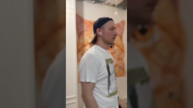 Пиши цифру 1 - отправлю инструкцию по монтажу, цифру 2 - отправлю Александра смотреть онлайн