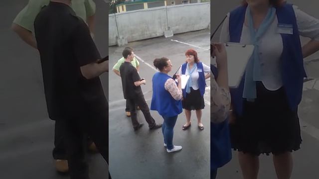 Сотрудники Новосибирского автовокзала вымогают деньги за проезд с родителей двухлетнего ребенка смотреть онлайн