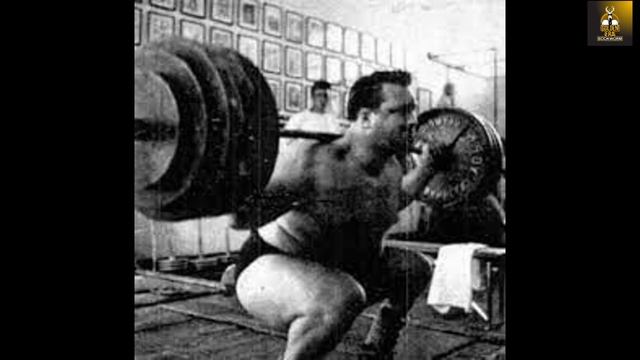 600 LB SQUAT! HOW DOUG HEPBURN TRAINED FOR THE SQUAT смотреть онлайн