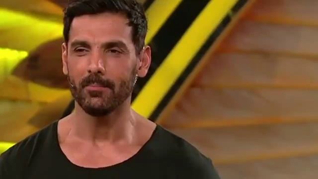 SALMAN KHAN'S ANTIM vs JOHN ABRAHAM SATYAMEVA JAYATE 2 ON BIGG BOSS 15 | SHOCKING смотреть онлайн