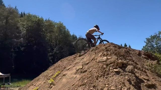 THE CRAZIEST MTB SUMMER CAMP! NW Road Trip ep. 7 смотреть онлайн