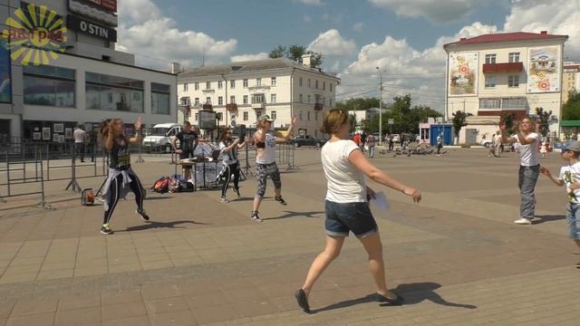 Флешмоб по Zumbe от "Спортивного Солнечногорска" смотреть онлайн