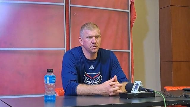2024 FAU Spring Practice: Day 2 - DC Roc Bellantoni & OC Charlie Frye смотреть онлайн