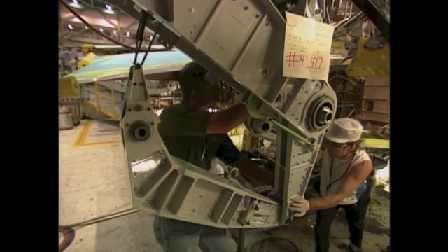 Joan Lunden Behind Closed Doors: Boeing 777 смотреть онлайн