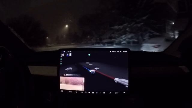 Tesla tries driving in 4 Inch SNOW - FSD Beta смотреть онлайн