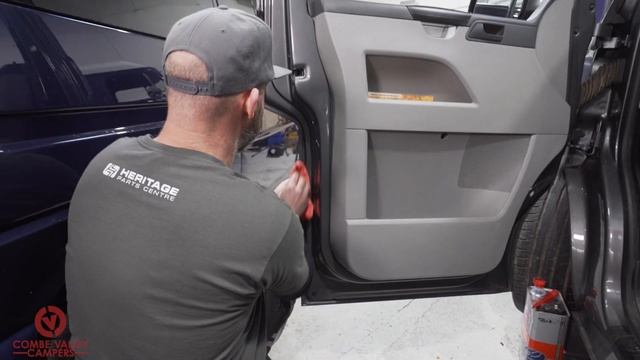 HOW TO FIT VW T5 DOOR RUBBERS TO YOUR VAN - A step by step guide смотреть онлайн