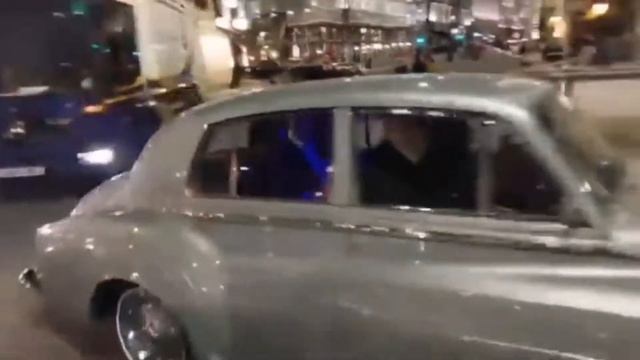 Channing Tatum and Thandie Newton spotted filming a scene "Magic Mike's Last Dance" смотреть онлайн