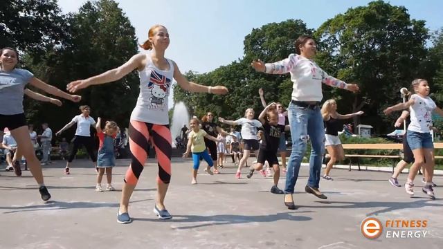 Светлана Мурашко. Аэробик-дэнс (День Физкультурника) смотреть онлайн